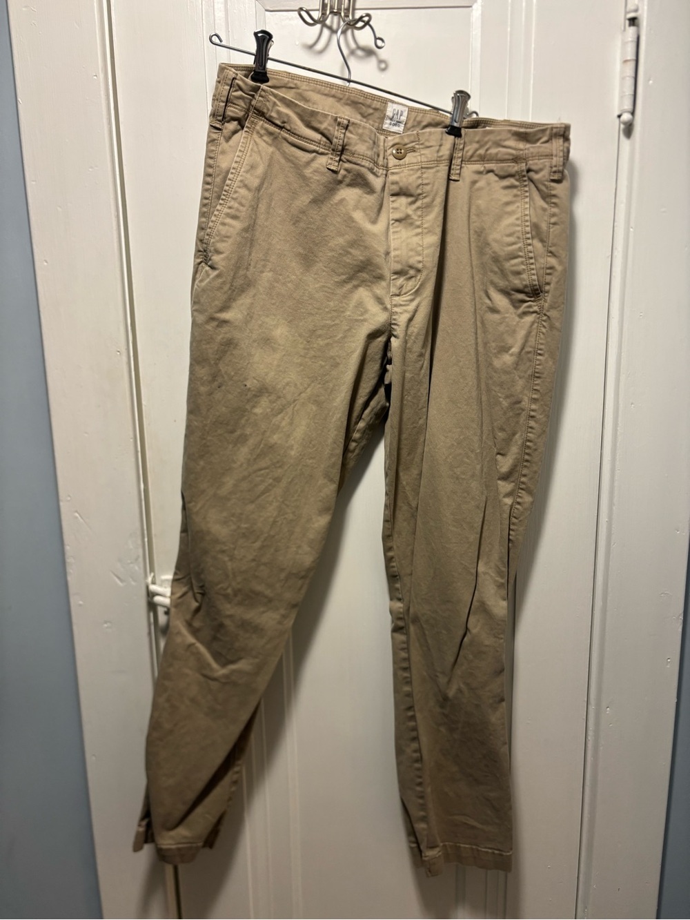 GAP Men's Khaki/Tan Chino Pants